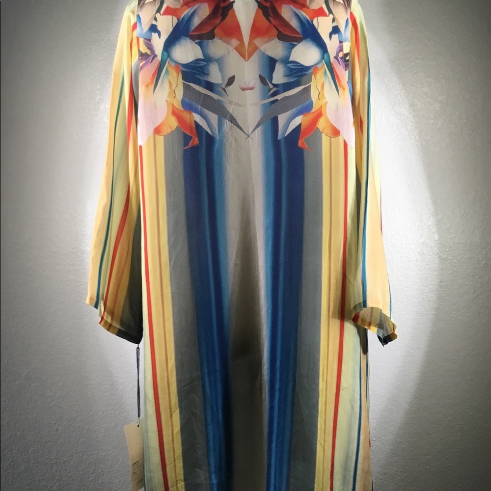 Johnny Was Journey V Neck Top Sz S/M NWT - Picture 7 of 7